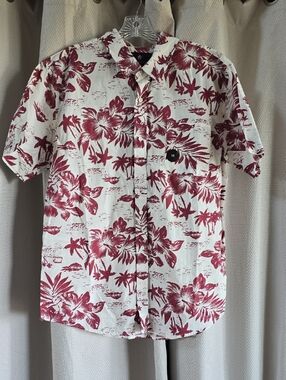 Shouthouse Men's Floral Short-Sleeve Shirt - White with Red Print Size M
